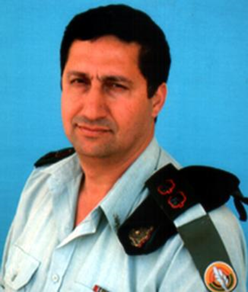 תמונה של שנים 1993-1995 - קצין החימוש אוגדה 252 סא"ל יעקב רוזיליו
